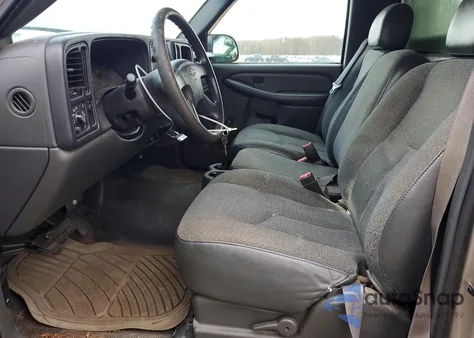 2003 Chevrolet Silverado C1500 from USA, damaged, VIN 1GCEC14X13Z106578